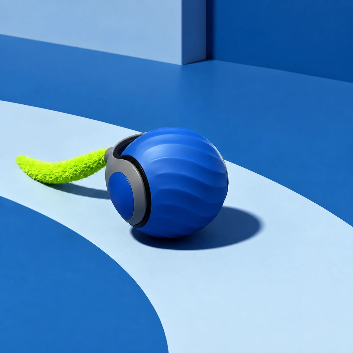 Blue Chase Ball with green tail — one ball